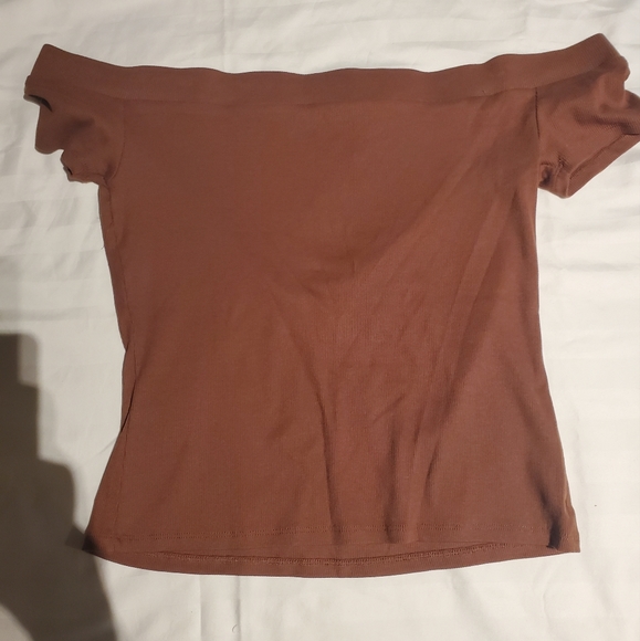 NWT Guess Drop Shoulder Crop Top - Picture 5 of 5